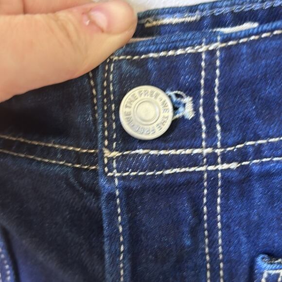 NEW Free People We The Free dark wash patch pocket jeans, 30 - Picture 4 of 9